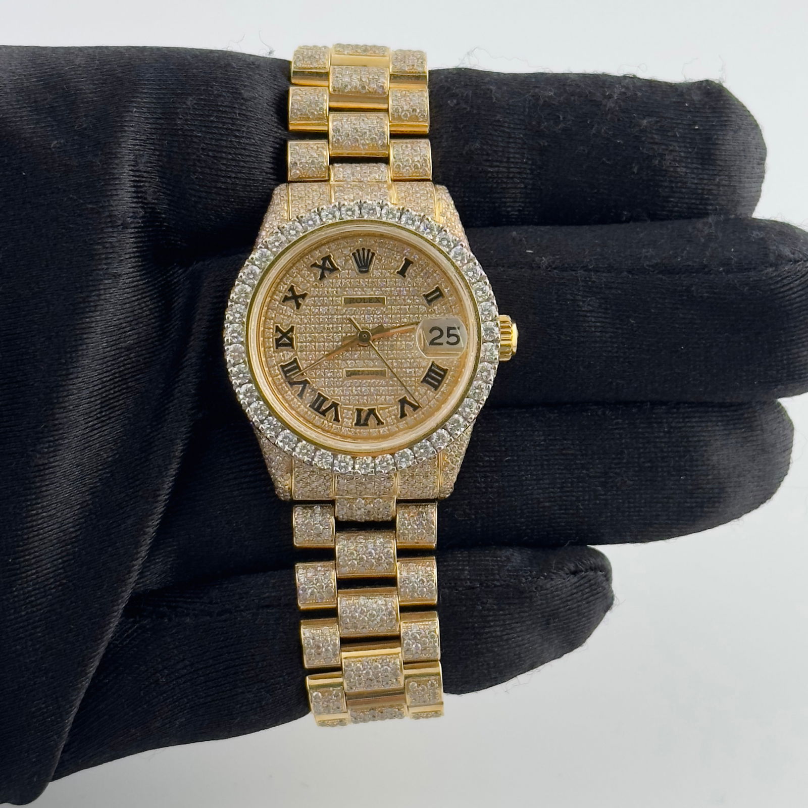 Ladies Rolex Datejust 6827 Aftermarket Roman Diamond Dial President Bracelet: Ladies Rolex Datejust 6827 Aftermarket Roman Diamond Dial President Bracelet This ladies Rolex Datejust features an iced out Roman numeral dial and is presented on a President bracelet. The watch has