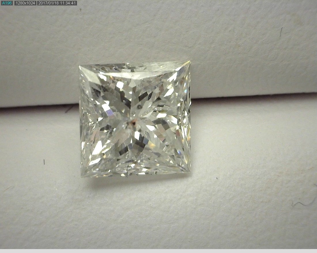 Loose Diamond - PRINCESS 1.53ct F I1: Loose Diamond - PRINCESS 1.53ct F I1 Source: Natural Shape: PRINCESS Carats: 1.53 Color: F Clarity: I1 Certification: OTHER The Diamond Depot Guarantee: All items in this auction are guaranteed to be