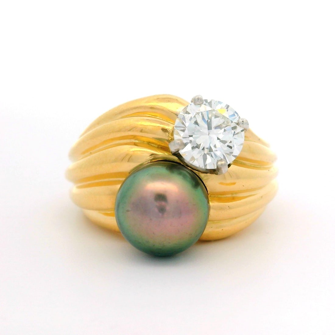 18k Gold GIA Certified 1.02ct F VS Diamond & Tahitian Pearl Bypass Ring (1 of 8)