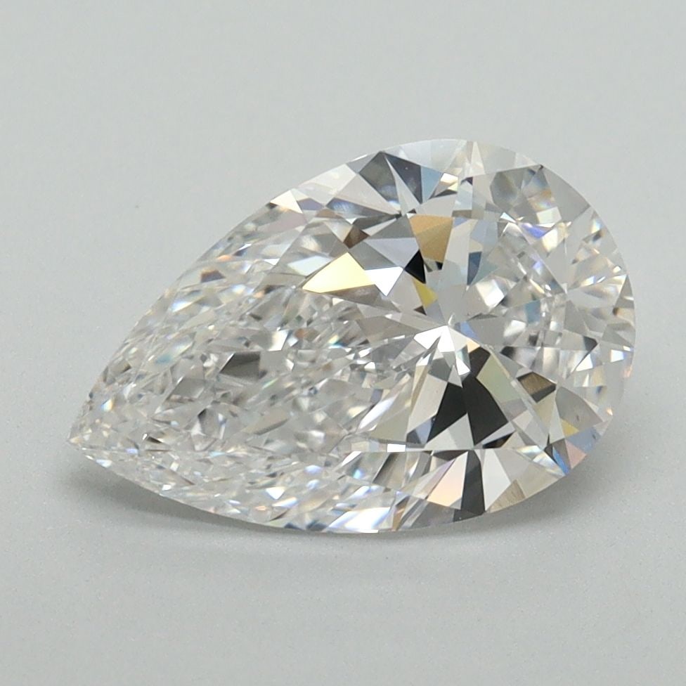Loose Diamond - PEAR 2.01ct E VS1: Loose Diamond - PEAR 2.01ct E VS1 Source: This is a real non-mined Diamond that has been grown in a lab Shape: PEAR Carats: 2.01 Color: E Clarity: VS1 Certification: NONE Video: