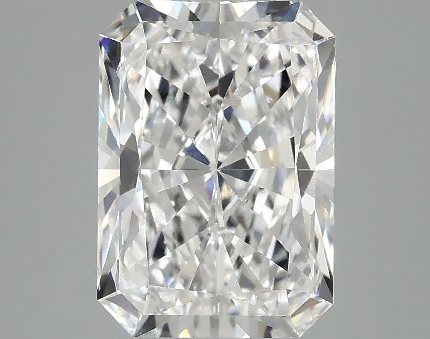 Loose Diamond - RADIANT 3.04ct E VVS2: Loose Diamond - RADIANT 3.04ct E VVS2 Source: This is a real non-mined Diamond that has been grown in a lab Shape: RADIANT Carats: 3.04 Color: E Clarity: VVS2 Certification: IGI Video: Video Link 