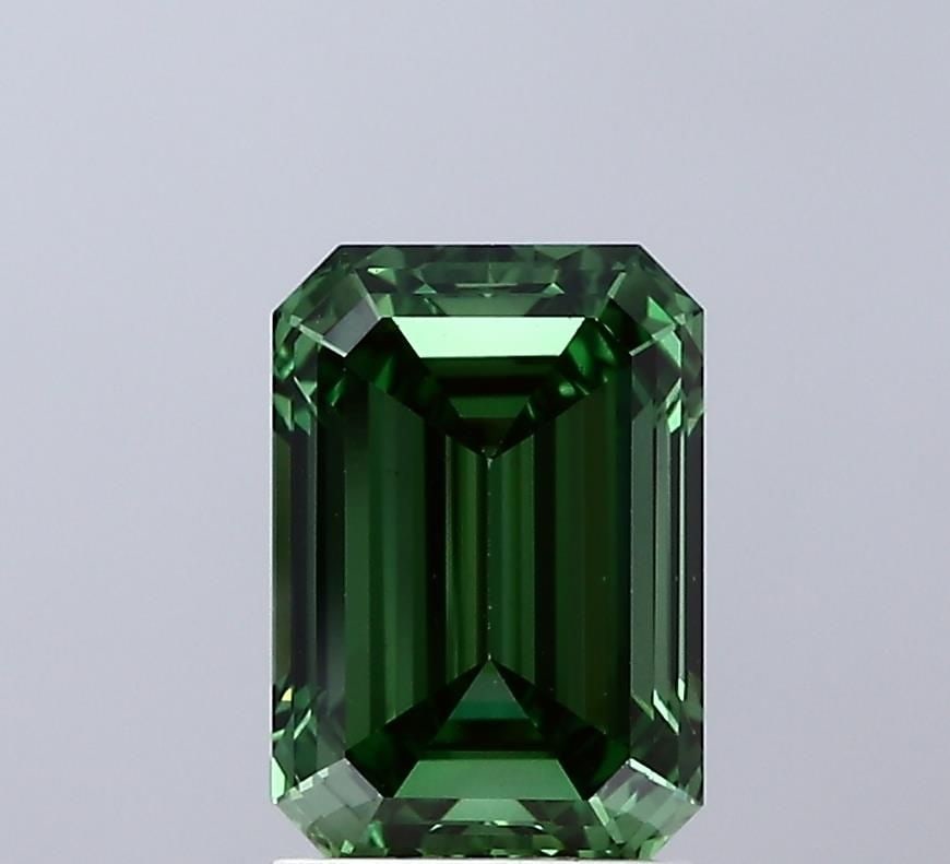 Loose Diamond - EMERALD 2.02ct Fancy Vivid Green VS1: Loose Diamond - EMERALD 2.02ct Fancy Vivid Green VS1 Source: This is a real non-mined Diamond that has been grown in a lab Shape: EMERALD Carats: 2.02 Color: Fancy Vivid Green Certification: IGI Video