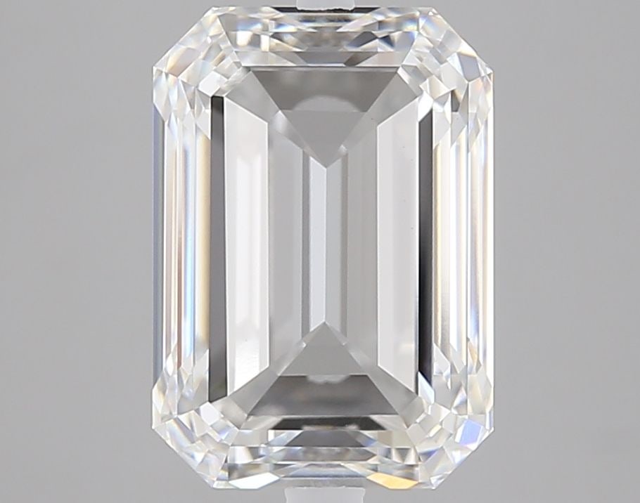 Loose Diamond - EMERALD 5.02ct E VVS2: Loose Diamond - EMERALD 5.02ct E VVS2 Source: This is a real non-mined Diamond that has been grown in a lab Shape: EMERALD Carats: 5.02 Color: E Clarity: VVS2 Certification: IGI Video: Video Link 