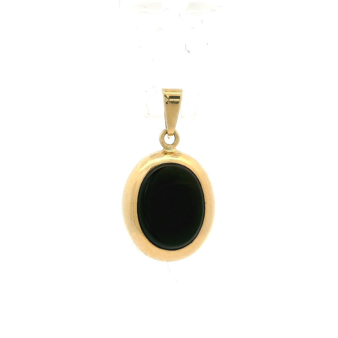 Estate 18k Yellow Gold Black Onyx Oval Charm Pendant: Estate 18k Yellow Gold Black Onyx Oval Charm Pendant This exquisite estate pendant features a polished oval charm made from solid 18k yellow gold, showcasing a stunning natural black onyx cabochon. Th