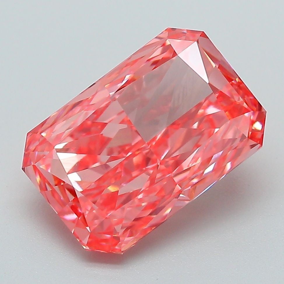 Loose Diamond - RADIANT 3.82ct Fancy Vivid Pink VVS2: Loose Diamond - RADIANT 3.82ct Fancy Vivid Pink VVS2 Source: This is a real non-mined Diamond that has been grown in a lab Shape: RADIANT Carats: 3.82 Color: Fancy Vivid Pink Certification: IGI Video: