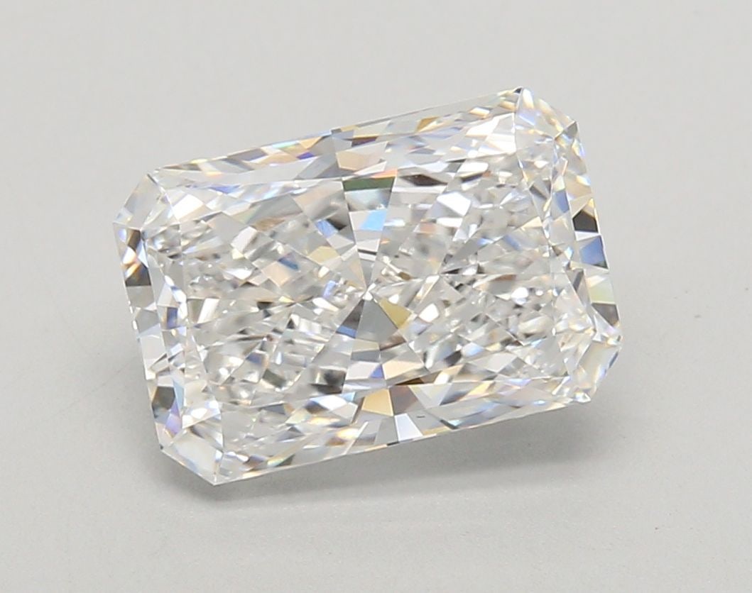 Loose Diamond - RADIANT 3.04ct E VVS1 (1 of 1)