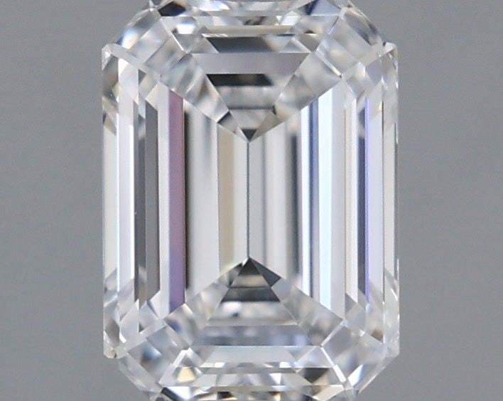 Loose Diamond - EMERALD 0.97ct D VS1: Loose Diamond - EMERALD 0.97ct D VS1 Source: This is a real non-mined Diamond that has been grown in a lab Shape: EMERALD Carats: 0.97 Color: D Clarity: VS1 Certification: IGI Video: