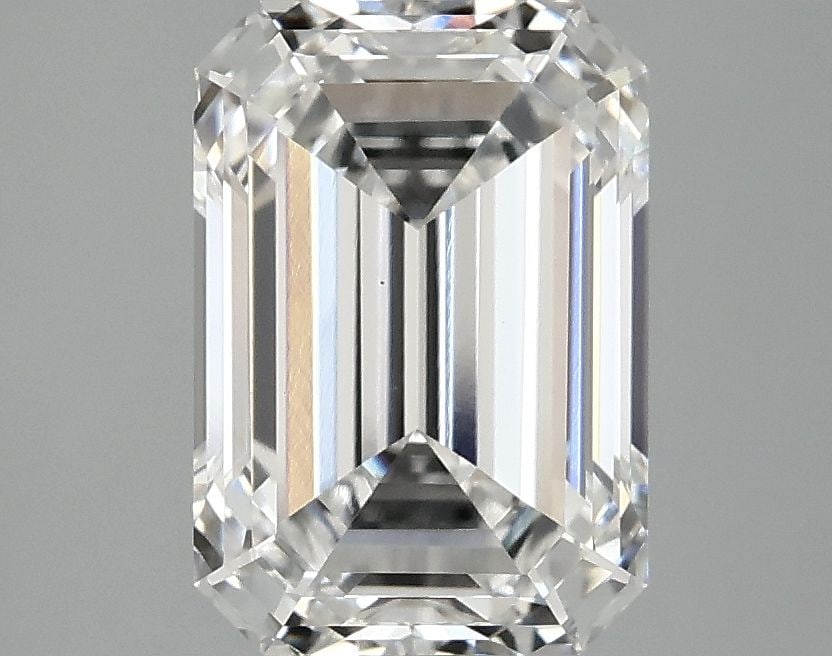 Loose Diamond - EMERALD 3.09ct F VS1: Loose Diamond - EMERALD 3.09ct F VS1 Source: This is a real non-mined Diamond that has been grown in a lab Shape: EMERALD Carats: 3.09 Color: F Clarity: VS1 Certification: IGI Video: