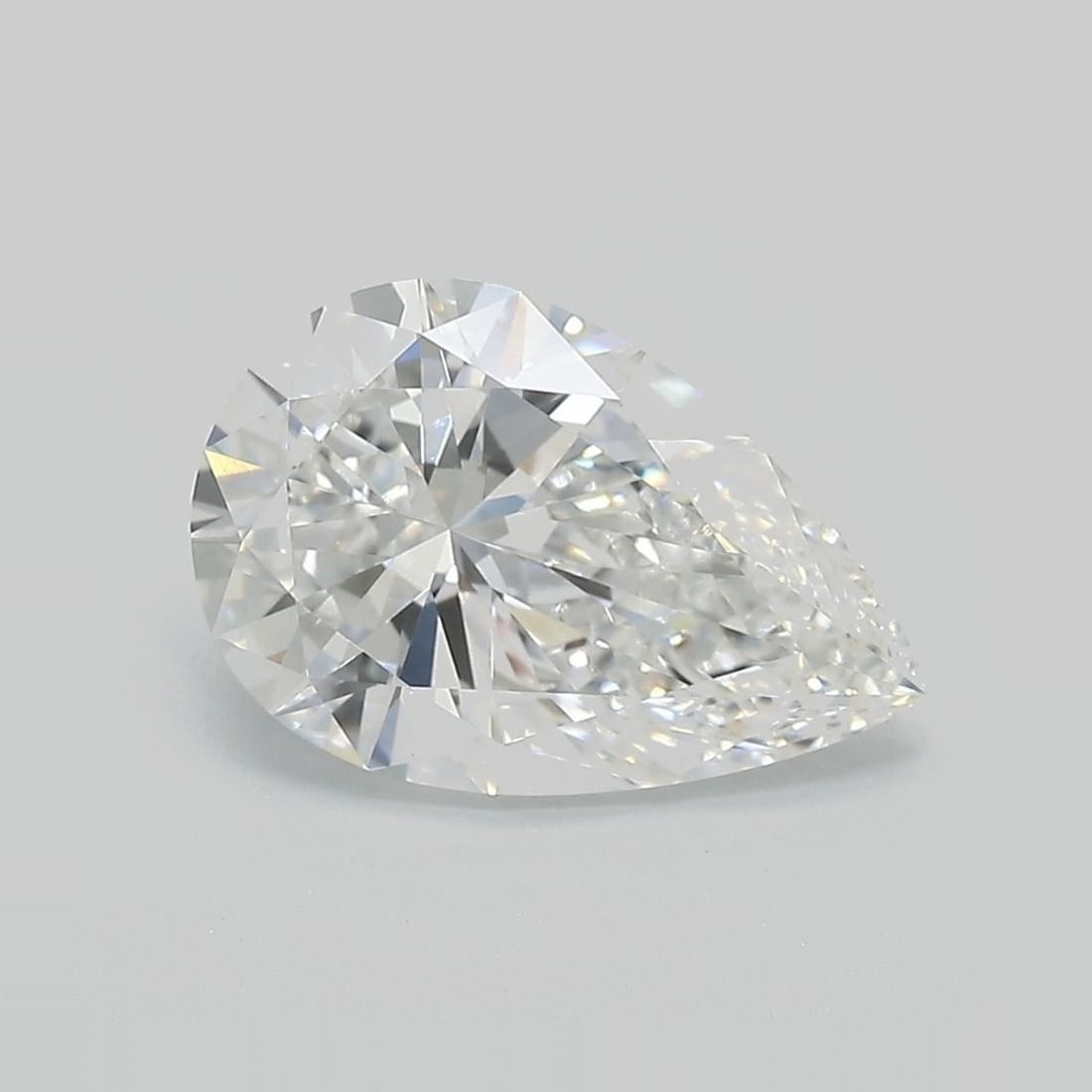 Loose Diamond - PEAR 3.09ct D VVS2: Loose Diamond - PEAR 3.09ct D VVS2 Source: This is a real non-mined Diamond that has been grown in a lab Shape: PEAR Carats: 3.09 Color: D Clarity: VVS2 Certification: IGI Video: Video Link The
