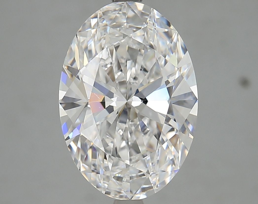 Loose Diamond - OVAL 4.24ct D VVS2: Loose Diamond - OVAL 4.24ct D VVS2 Source: This is a real non-mined Diamond that has been grown in a lab Shape: OVAL Carats: 4.24 Color: D Clarity: VVS2 Certification: GIA Video: