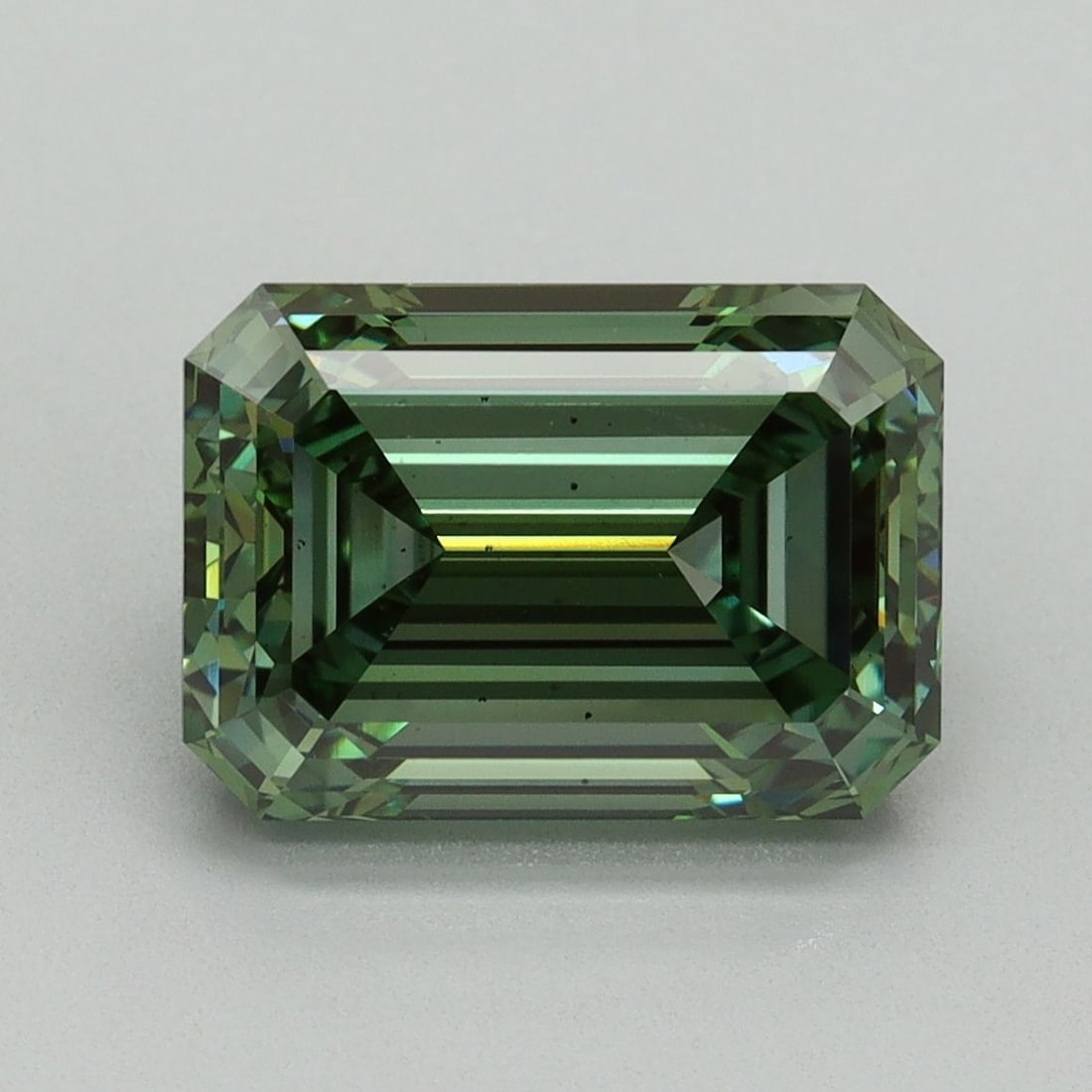 Loose Diamond - EMERALD 4.07ct Fancy Vivid Green VS2 (1 of 1)