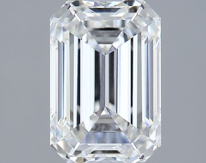 Loose Diamond - EMERALD 2.04ct F VVS1: Loose Diamond - EMERALD 2.04ct F VVS1 Source: This is a real non-mined Diamond that has been grown in a lab Shape: EMERALD Carats: 2.04 Color: F Clarity: VVS1 Certification: IGI Video: Video Link 