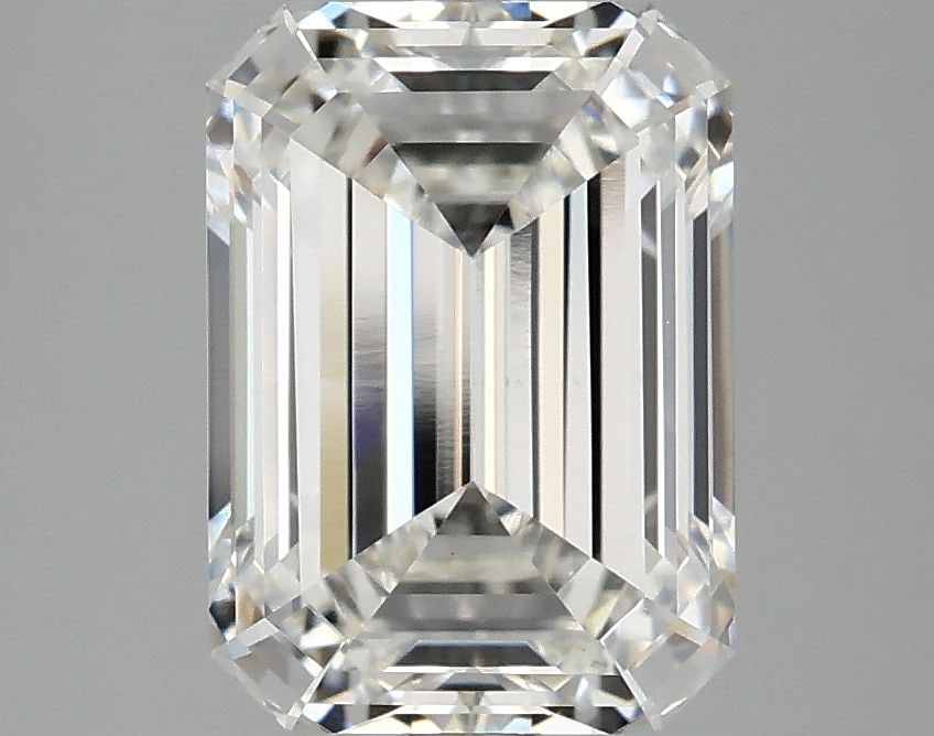 Loose Diamond - EMERALD 3.1ct G VS2: Loose Diamond - EMERALD 3.1ct G VS2 Source: This is a real non-mined Diamond that has been grown in a lab Shape: EMERALD Carats: 3.1 Color: G Clarity: VS2 Certification: IGI Video: Video Link The