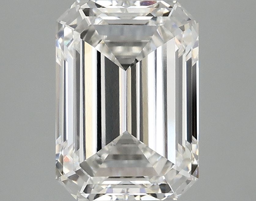 Loose Diamond - EMERALD 3.08ct F VS1: Loose Diamond - EMERALD 3.08ct F VS1 Source: This is a real non-mined Diamond that has been grown in a lab Shape: EMERALD Carats: 3.08 Color: F Clarity: VS1 Certification: IGI Video: Video Link The