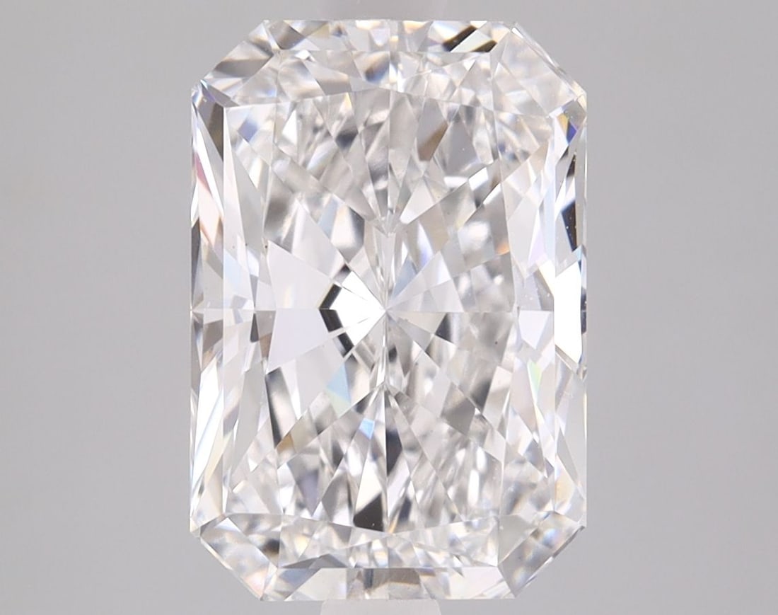 Loose Diamond - RADIANT 3.01ct E VS1: Loose Diamond - RADIANT 3.01ct E VS1 Source: This is a real non-mined Diamond that has been grown in a lab Shape: RADIANT Carats: 3.01 Color: E Clarity: VS1 Certification: IGI Video: Video Link The