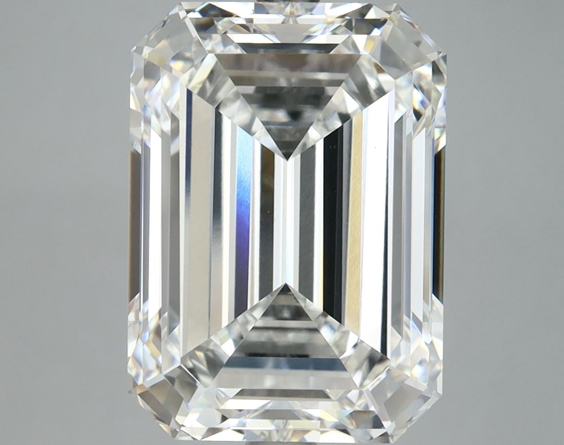 Loose Diamond - EMERALD 7.15ct F VS1 (1 of 1)