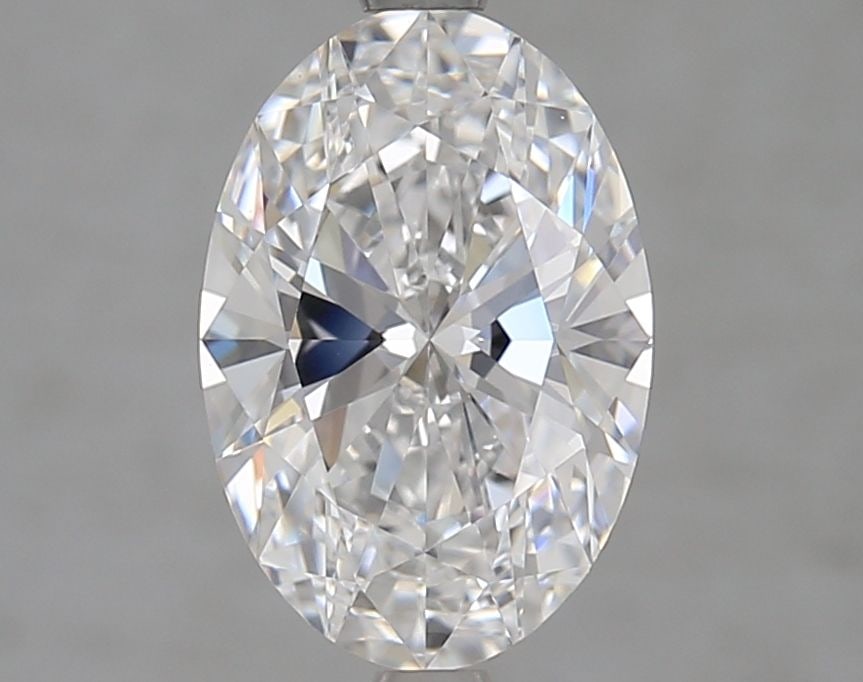Loose Diamond - OVAL 2.22ct D VVS2: Loose Diamond - OVAL 2.22ct D VVS2 Source: This is a real non-mined Diamond that has been grown in a lab Shape: OVAL Carats: 2.22 Color: D Clarity: VVS2 Certification: GIA Video: Video Link The