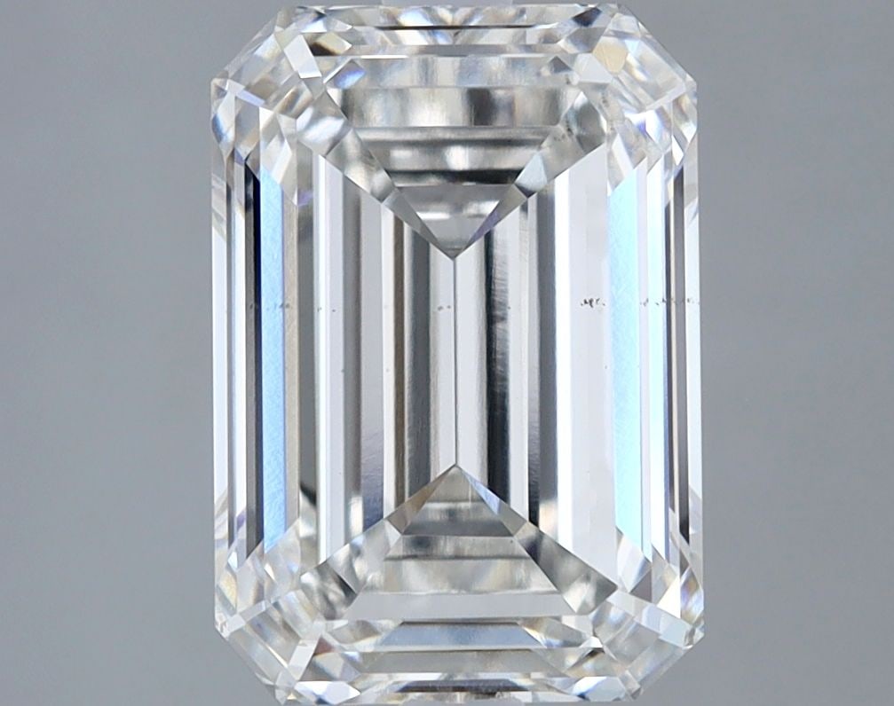 Loose Diamond - EMERALD 3.0ct G VS2: Loose Diamond - EMERALD 3.0ct G VS2 Source: This is a real non-mined Diamond that has been grown in a lab Shape: EMERALD Carats: 3.0 Color: G Clarity: VS2 Certification: IGI Video: