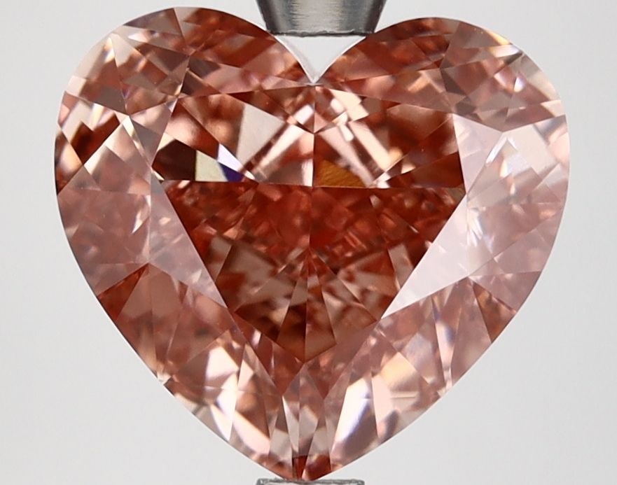 Loose Diamond - HEART 4.07ct Fancy Vivid Pink VVS1: Loose Diamond - HEART 4.07ct Fancy Vivid Pink VVS1 Source: This is a real non-mined Diamond that has been grown in a lab Shape: HEART Carats: 4.07 Color: Fancy Vivid Pink Certification: IGI Video: