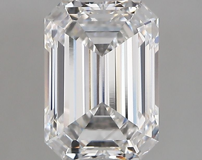 Loose Diamond - EMERALD 2.23ct E VS1: Loose Diamond - EMERALD 2.23ct E VS1 Source: This is a real non-mined Diamond that has been grown in a lab Shape: EMERALD Carats: 2.23 Color: E Clarity: VS1 Certification: IGI Video: