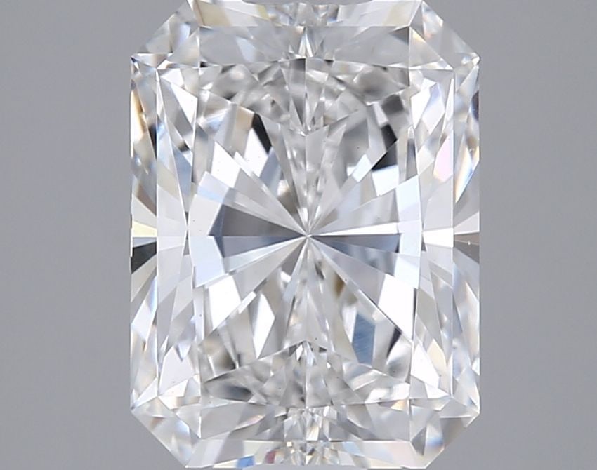 Loose Diamond - RADIANT 2.01ct E VVS2: Loose Diamond - RADIANT 2.01ct E VVS2 Source: This is a real non-mined Diamond that has been grown in a lab Shape: RADIANT Carats: 2.01 Color: E Clarity: VVS2 Certification: IGI Video: Video Link 