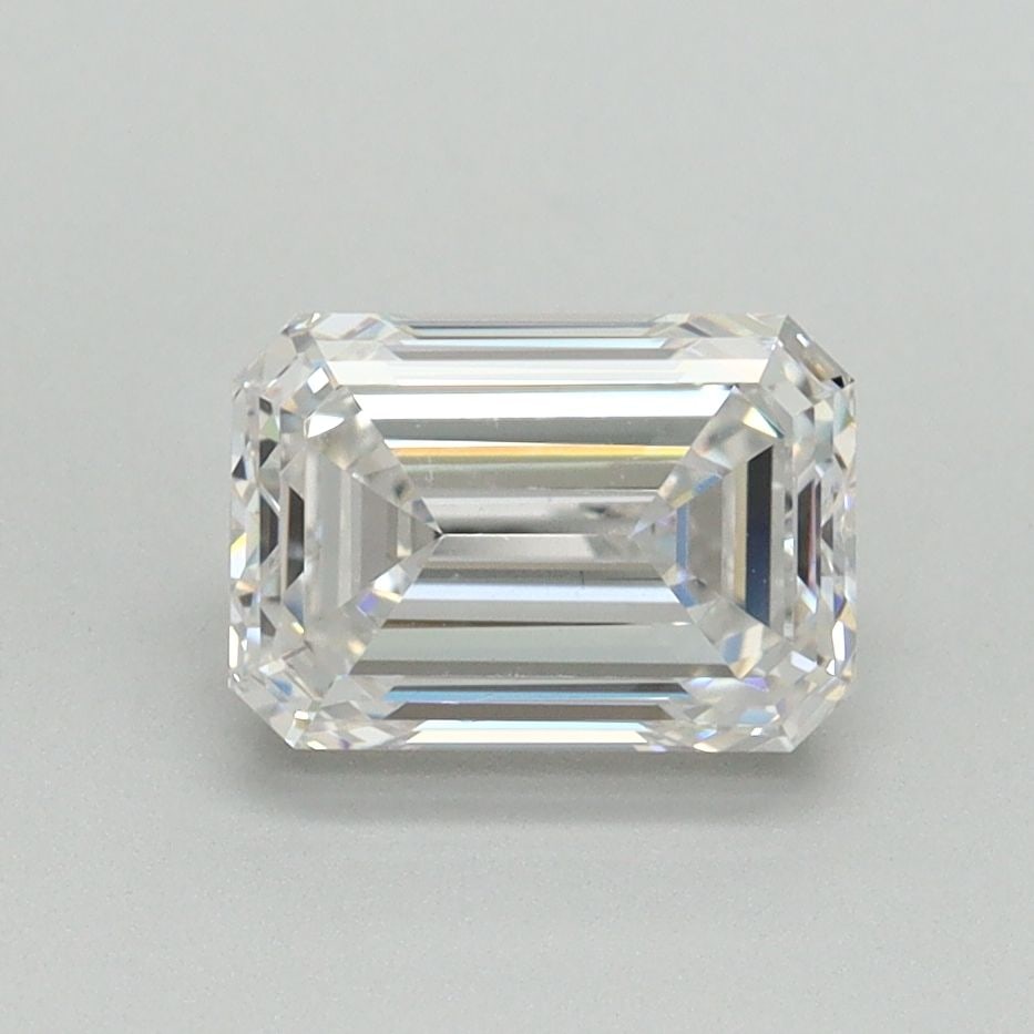 Loose Diamond - EMERALD 1.5ct E VS1: Loose Diamond - EMERALD 1.5ct E VS1 Source: This is a real non-mined Diamond that has been grown in a lab Shape: EMERALD Carats: 1.5 Color: E Clarity: VS1 Certification: NONE Video: