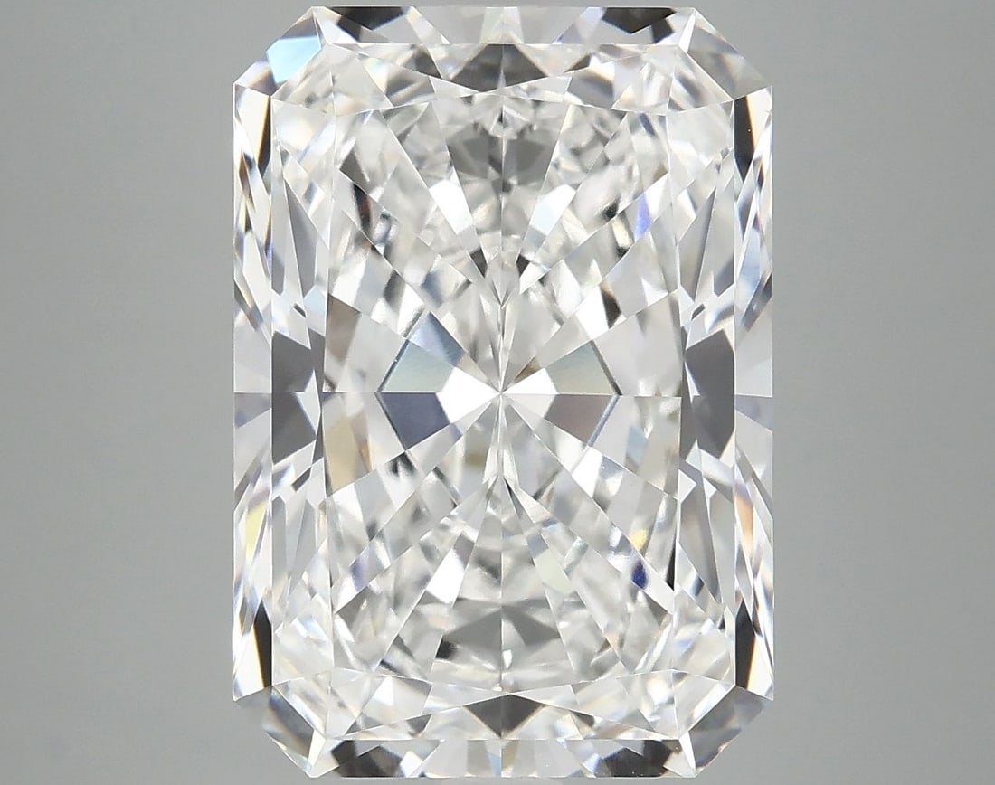 Loose Diamond - RADIANT 8.57ct F VVS2: Loose Diamond - RADIANT 8.57ct F VVS2 Source: This is a real non-mined Diamond that has been grown in a lab Shape: RADIANT Carats: 8.57 Color: F Clarity: VVS2 Certification: IGI Video: Video Link 
