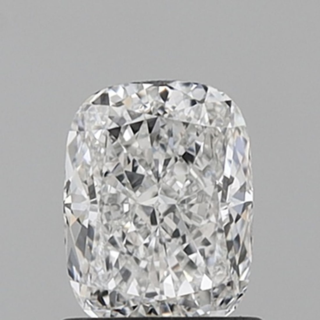Loose Diamond - CUSHION MODIFIED 1.04ct E VVS2: Loose Diamond - CUSHION MODIFIED 1.04ct E VVS2 Source: This is a real non-mined Diamond that has been grown in a lab Shape: CUSHION MODIFIED Carats: 1.04 Color: E Clarity: VVS2 Certification: IGI Vide
