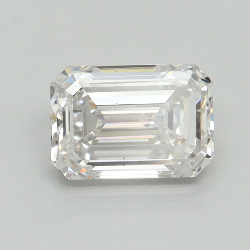 Loose Diamond - EMERALD 1.5ct E VS2: Loose Diamond - EMERALD 1.5ct E VS2 Source: This is a real non-mined Diamond that has been grown in a lab Shape: EMERALD Carats: 1.5 Color: E Clarity: VS2 Certification: NONE Video: