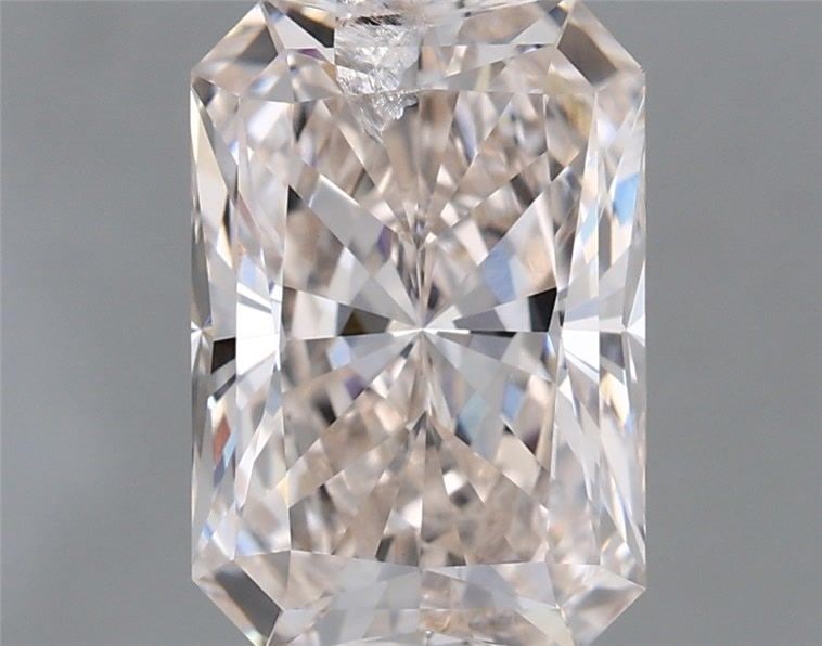 Loose Diamond - RADIANT 3.08ct H I1: Loose Diamond - RADIANT 3.08ct H I1 Source: This is a real non-mined Diamond that has been grown in a lab Shape: RADIANT Carats: 3.08 Color: H Clarity: I1 Certification: IGI Video: Video Link The