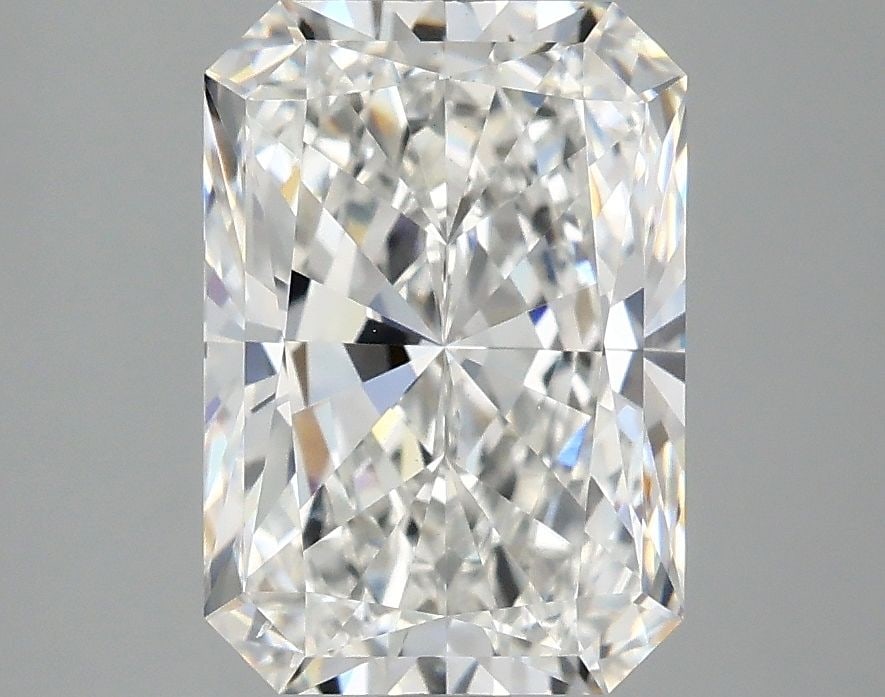 Loose Diamond - RADIANT 3.0ct E VS2: Loose Diamond - RADIANT 3.0ct E VS2 Source: This is a real non-mined Diamond that has been grown in a lab Shape: RADIANT Carats: 3.0 Color: E Clarity: VS2 Certification: IGI Video: Video Link The
