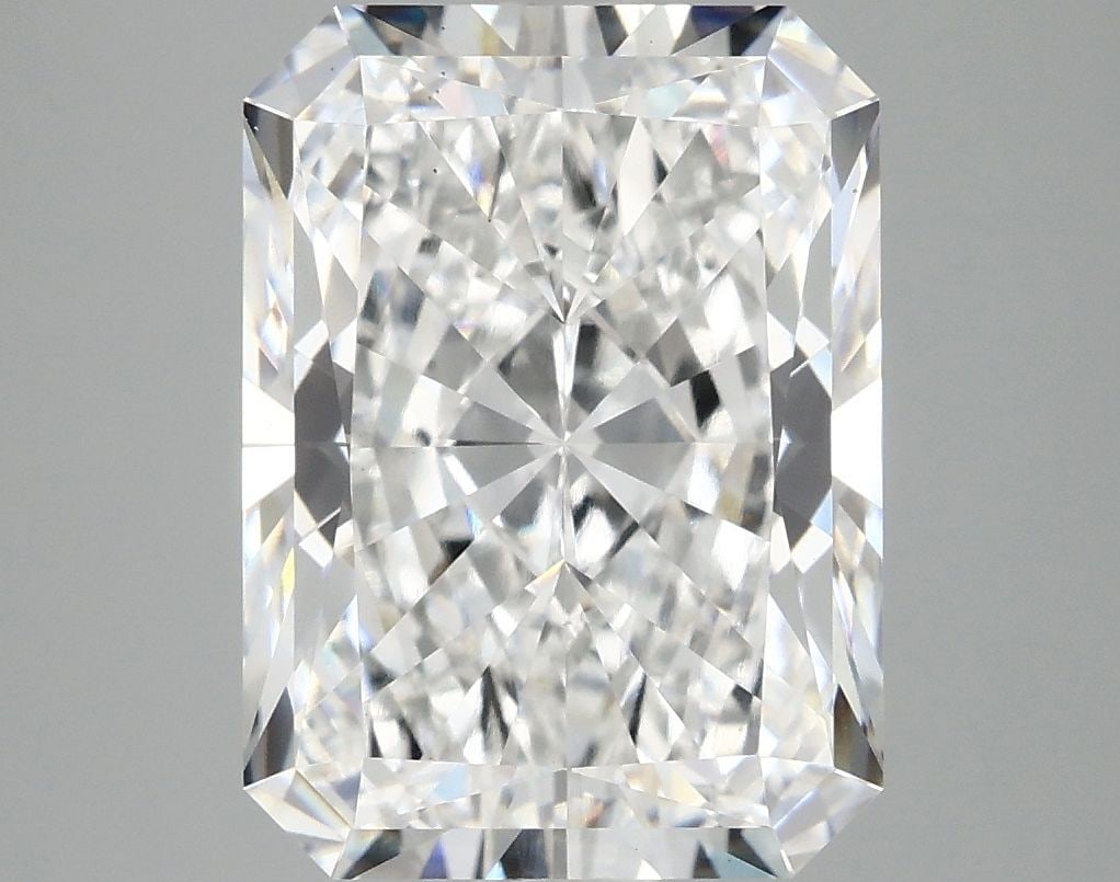 Loose Diamond - RADIANT 5.09ct D VS1: Loose Diamond - RADIANT 5.09ct D VS1 Source: This is a real non-mined Diamond that has been grown in a lab Shape: RADIANT Carats: 5.09 Color: D Clarity: VS1 Certification: IGI Video: Video Link The
