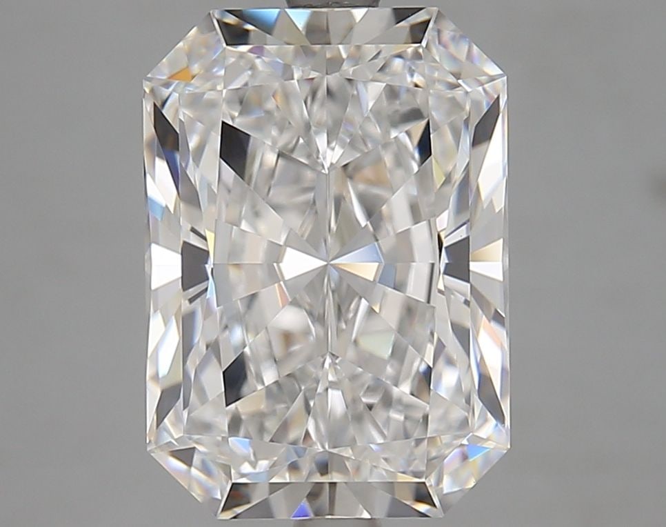 Loose Diamond - RADIANT 5.03ct D VVS2: Loose Diamond - RADIANT 5.03ct D VVS2 Source: This is a real non-mined Diamond that has been grown in a lab Shape: RADIANT Carats: 5.03 Color: D Clarity: VVS2 Certification: GIA Video: Video Link 