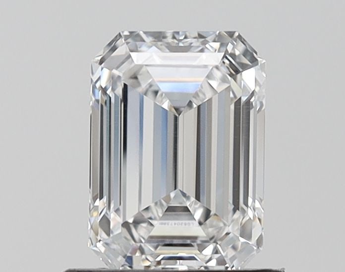 Loose Diamond - EMERALD 1.25ct D SI1: Loose Diamond - EMERALD 1.25ct D SI1 Source: This is a real non-mined Diamond that has been grown in a lab Shape: EMERALD Carats: 1.25 Color: D Clarity: SI1 Certification: IGI Video: Video Link The
