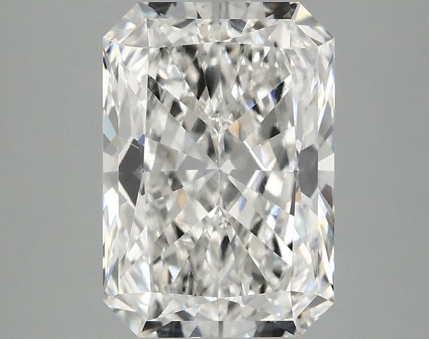 Loose Diamond - RADIANT 2.93ct G VS1: Loose Diamond - RADIANT 2.93ct G VS1 Source: This is a real non-mined Diamond that has been grown in a lab Shape: RADIANT Carats: 2.93 Color: G Clarity: VS1 Certification: IGI Video: Video Link The
