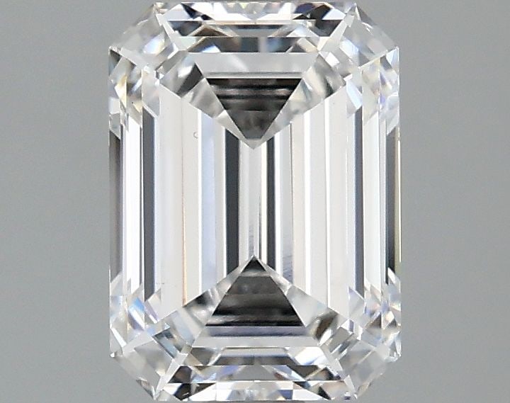 Loose Diamond - EMERALD 1.99ct D VS1: Loose Diamond - EMERALD 1.99ct D VS1 Source: This is a real non-mined Diamond that has been grown in a lab Shape: EMERALD Carats: 1.99 Color: D Clarity: VS1 Certification: IGI Video: