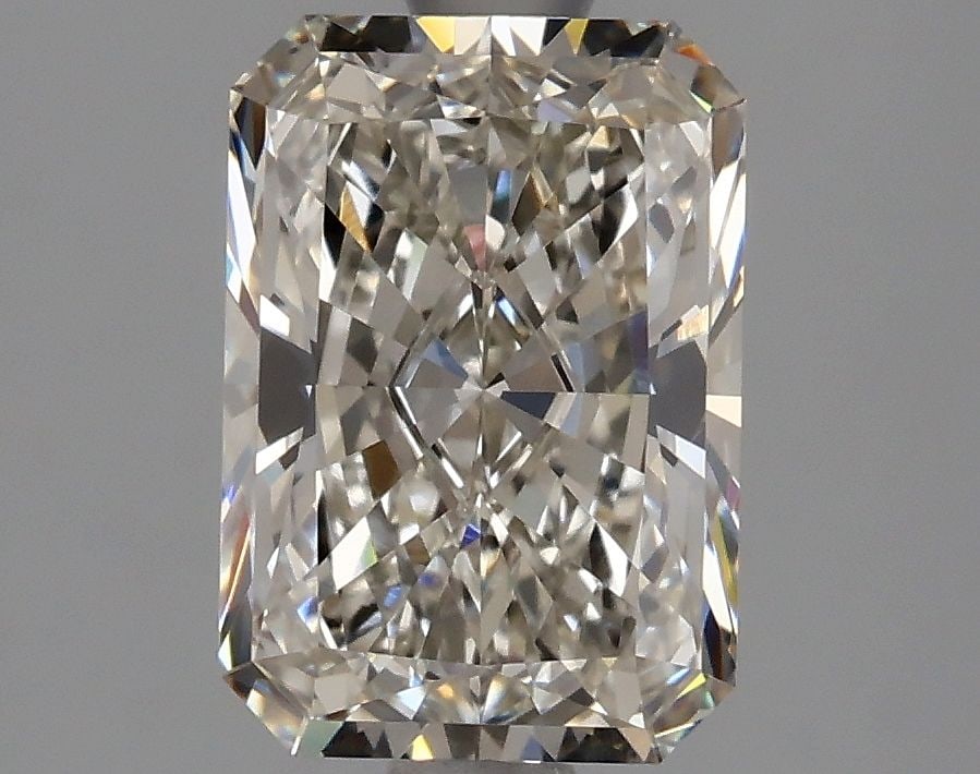 Loose Diamond - RADIANT 1.83ct H VVS2: Loose Diamond - RADIANT 1.83ct H VVS2 Source: This is a real non-mined Diamond that has been grown in a lab Shape: RADIANT Carats: 1.83 Color: H Clarity: VVS2 Certification: IGI Video: Video Link 