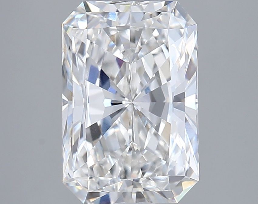 Loose Diamond - RADIANT 2.07ct E VVS1: Loose Diamond - RADIANT 2.07ct E VVS1 Source: This is a real non-mined Diamond that has been grown in a lab Shape: RADIANT Carats: 2.07 Color: E Clarity: VVS1 Certification: IGI Video: