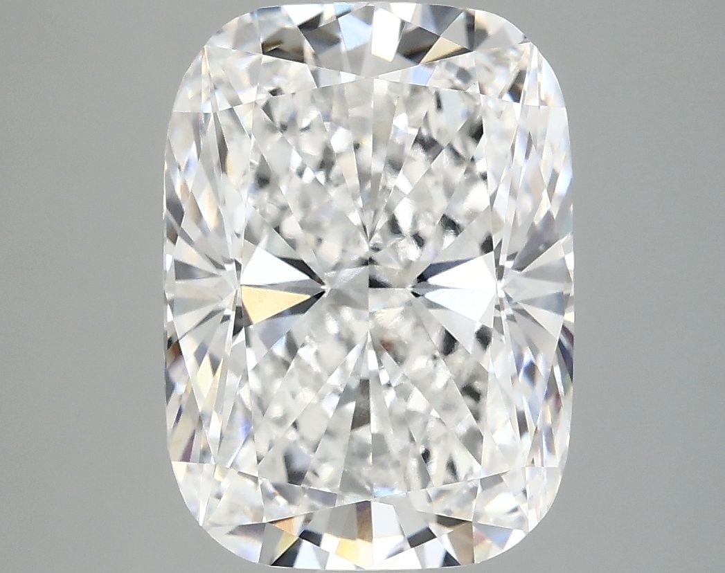 Loose Diamond - CUSHION MODIFIED 5.05ct E VVS2: Loose Diamond - CUSHION MODIFIED 5.05ct E VVS2 Source: This is a real non-mined Diamond that has been grown in a lab Shape: CUSHION MODIFIED Carats: 5.05 Color: E Clarity: VVS2 Certification: IGI Vide