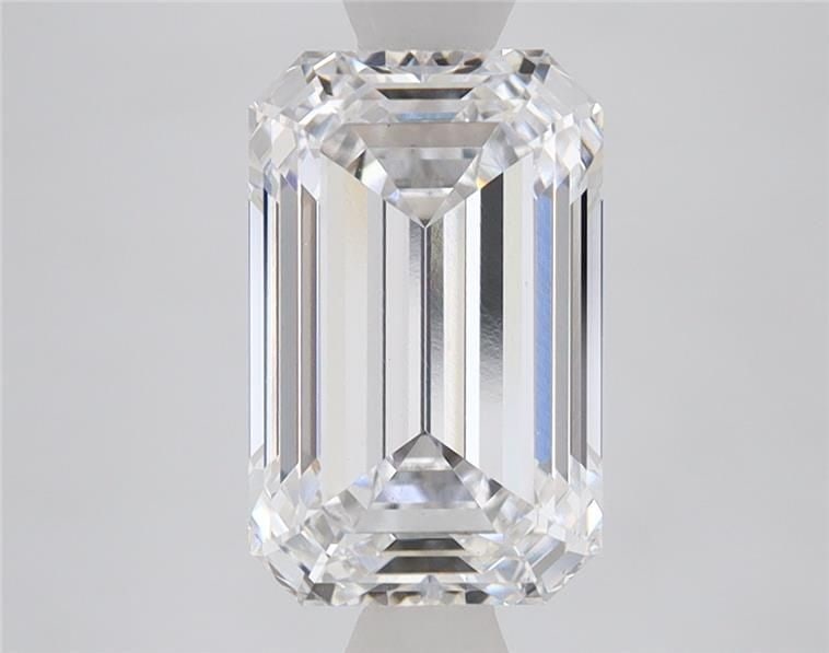 Loose Diamond - EMERALD 3.08ct E VS1: Loose Diamond - EMERALD 3.08ct E VS1 Source: This is a real non-mined Diamond that has been grown in a lab Shape: EMERALD Carats: 3.08 Color: E Clarity: VS1 Certification: IGI Video:
