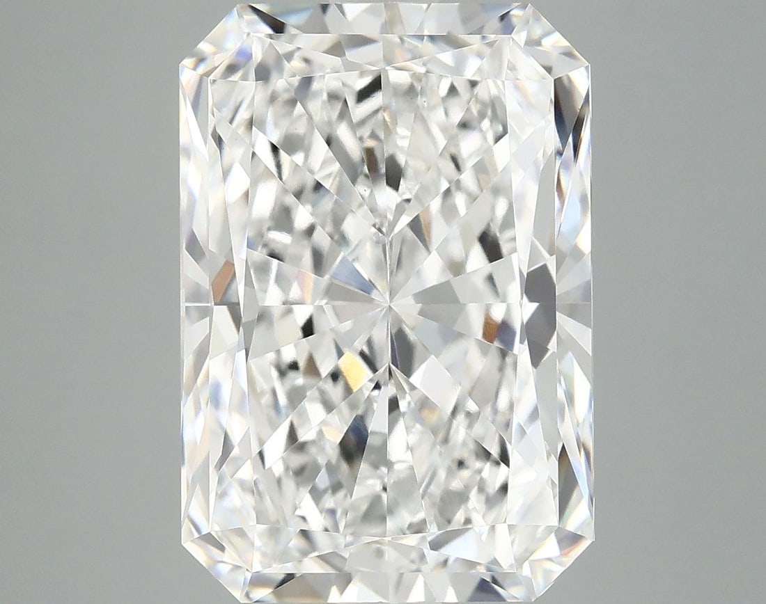 Loose Diamond - RADIANT 8.33ct F VVS2: Loose Diamond - RADIANT 8.33ct F VVS2 Source: This is a real non-mined Diamond that has been grown in a lab Shape: RADIANT Carats: 8.33 Color: F Clarity: VVS2 Certification: IGI Video: Video Link 
