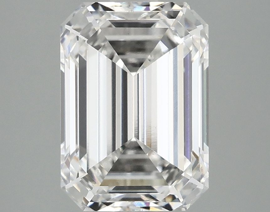 Loose Diamond - EMERALD 3.07ct F VS1: Loose Diamond - EMERALD 3.07ct F VS1 Source: This is a real non-mined Diamond that has been grown in a lab Shape: EMERALD Carats: 3.07 Color: F Clarity: VS1 Certification: IGI Video: