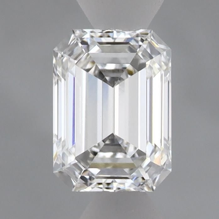 Loose Diamond - EMERALD 0.92ct D VVS2: Loose Diamond - EMERALD 0.92ct D VVS2 Source: This is a real non-mined Diamond that has been grown in a lab Shape: EMERALD Carats: 0.92 Color: D Clarity: VVS2 Certification: IGI Video: Video Link 