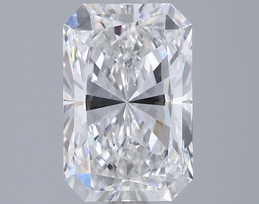 Loose Diamond - RADIANT 2.52ct D VS1: Loose Diamond - RADIANT 2.52ct D VS1 Source: This is a real non-mined Diamond that has been grown in a lab Shape: RADIANT Carats: 2.52 Color: D Clarity: VS1 Certification: IGI Video: Video Link The