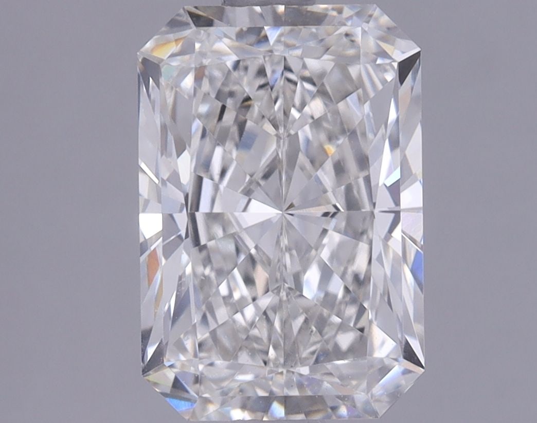 Loose Diamond - RADIANT 1.88ct F VS1: Loose Diamond - RADIANT 1.88ct F VS1 Source: This is a real non-mined Diamond that has been grown in a lab Shape: RADIANT Carats: 1.88 Color: F Clarity: VS1 Certification: IGI Video: Video Link The