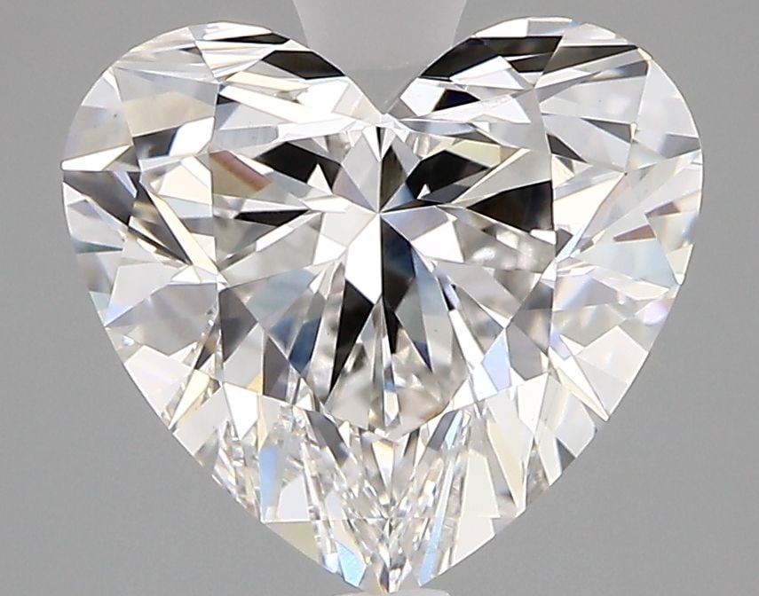 Loose Diamond - HEART 3.36ct G VS1: Loose Diamond - HEART 3.36ct G VS1 Source: This is a real non-mined Diamond that has been grown in a lab Shape: HEART Carats: 3.36 Color: G Clarity: VS1 Certification: GIA Video:
