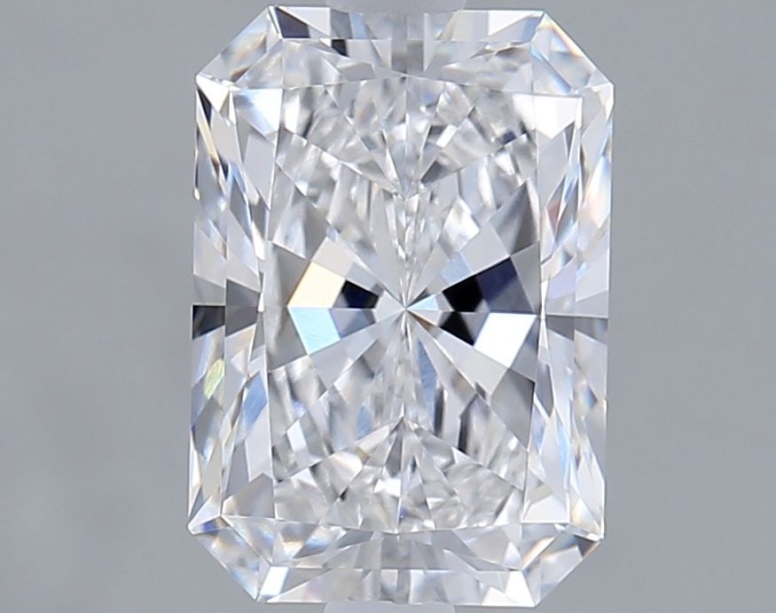 Loose Diamond - RADIANT 2.03ct D VVS2: Loose Diamond - RADIANT 2.03ct D VVS2 Source: This is a real non-mined Diamond that has been grown in a lab Shape: RADIANT Carats: 2.03 Color: D Clarity: VVS2 Certification: IGI Video:
