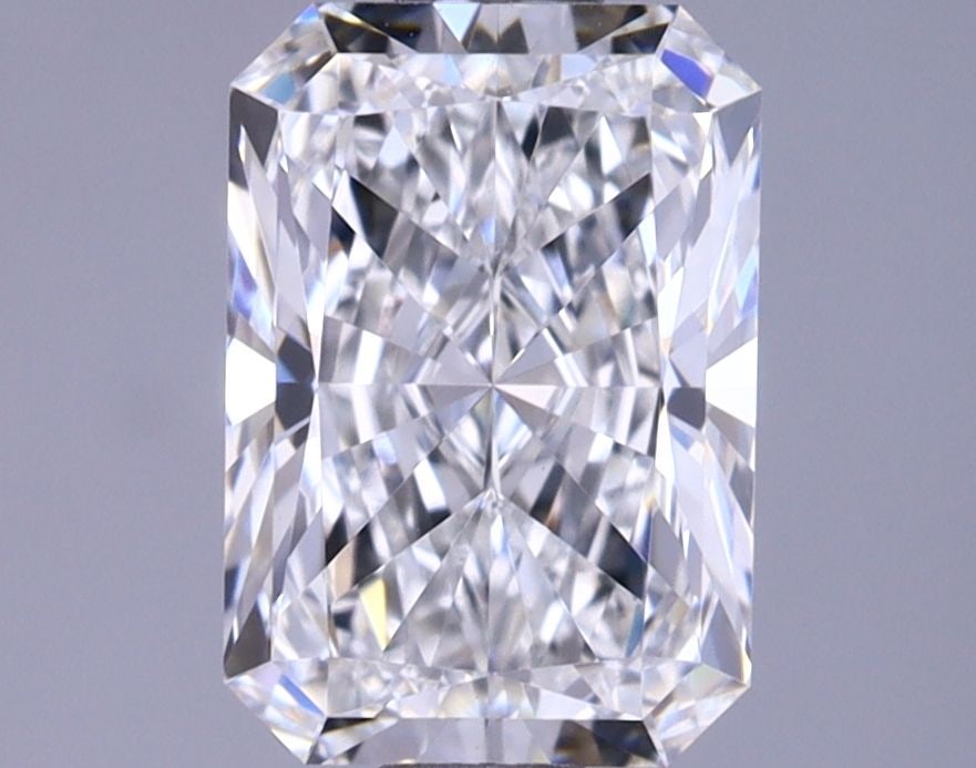 Loose Diamond - RADIANT 1.21ct F VVS2: Loose Diamond - RADIANT 1.21ct F VVS2 Source: This is a real non-mined Diamond that has been grown in a lab Shape: RADIANT Carats: 1.21 Color: F Clarity: VVS2 Certification: IGI Video: Video Link 