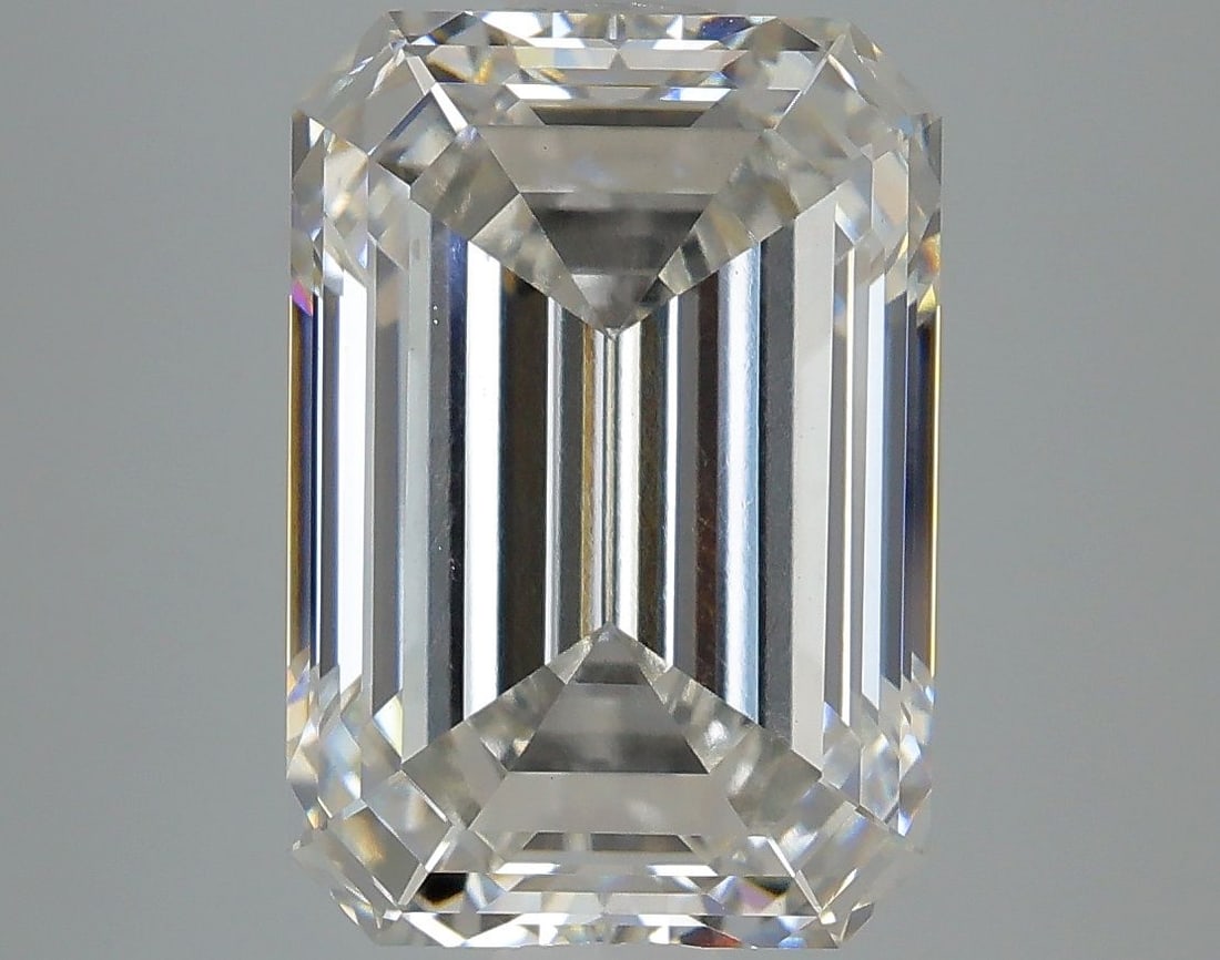 Loose Diamond - EMERALD 6.31ct H VVS2: Loose Diamond - EMERALD 6.31ct H VVS2 Source: This is a real non-mined Diamond that has been grown in a lab Shape: EMERALD Carats: 6.31 Color: H Clarity: VVS2 Certification: IGI Video: