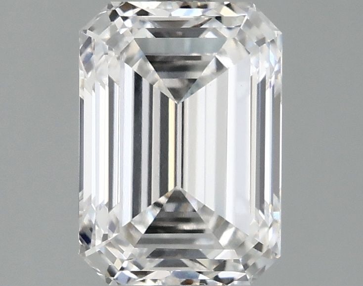 Loose Diamond - EMERALD 2.1ct E VS1: Loose Diamond - EMERALD 2.1ct E VS1 Source: This is a real non-mined Diamond that has been grown in a lab Shape: EMERALD Carats: 2.1 Color: E Clarity: VS1 Certification: IGI Video: